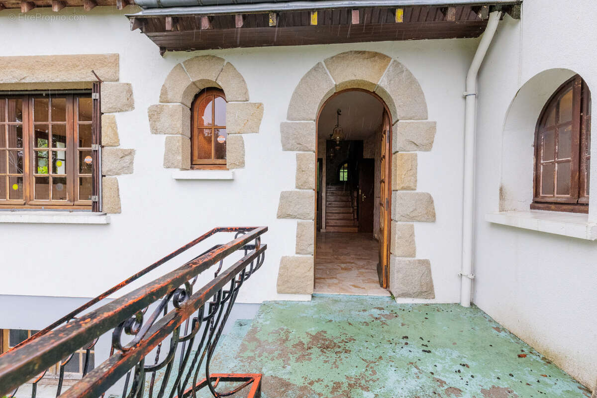 Maison à SAINT-PREST