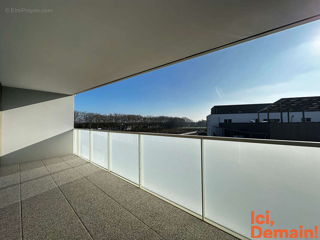 À vendre : Appartement 4 pièces à Illkirch Graffenstaden - photo 2