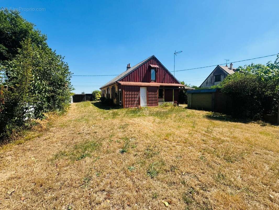 Maison à DAMPIERRE-EN-BURLY