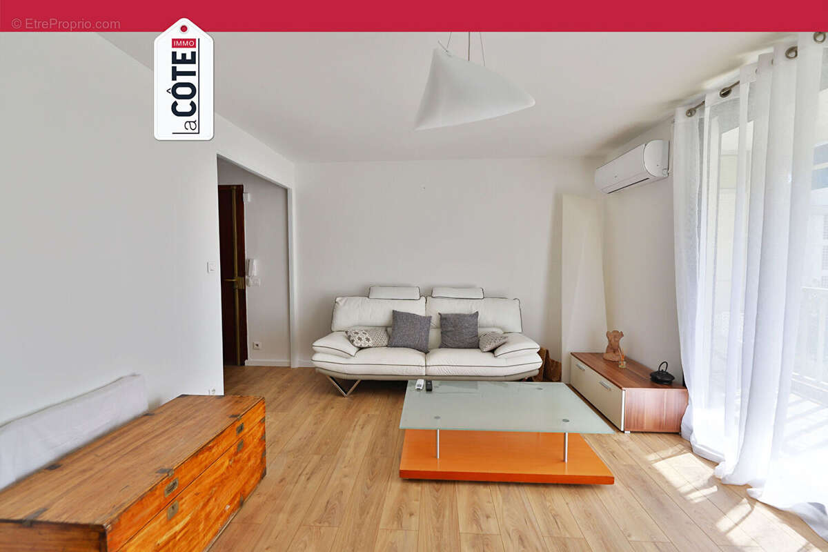 Appartement à CARRY-LE-ROUET