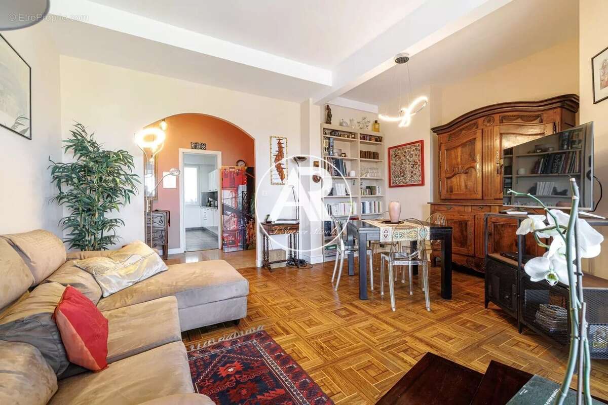 Nice • Baumettes • 4 PIECES // Terrasse 70m² // Cave // Parking collectif - photo 7
