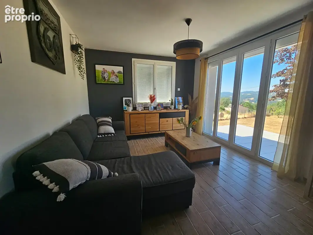 Maison 4 pièces 92 m2 sur 3270m² de terrain - photo 2