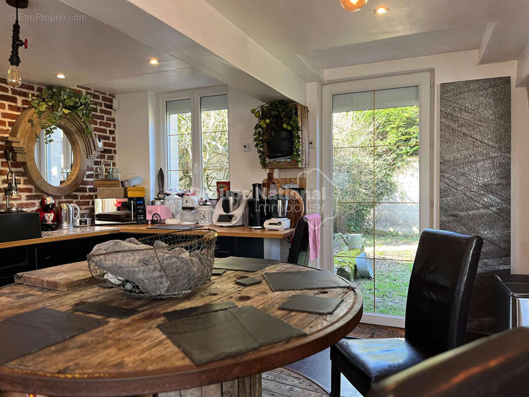 Maison à BLERANCOURT