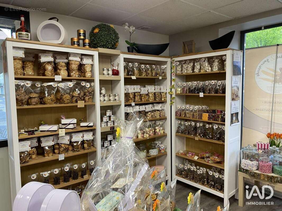Photo 5 - Commerce à ROCHEFORT-MONTAGNE