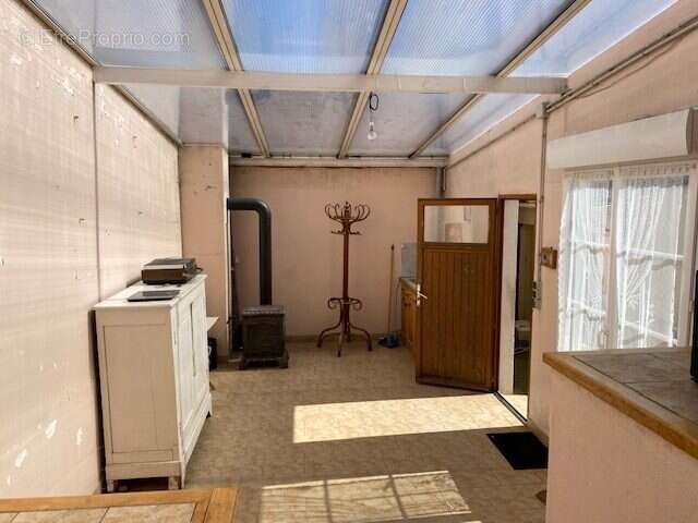 Maison à SAINT-COSME-EN-VAIRAIS