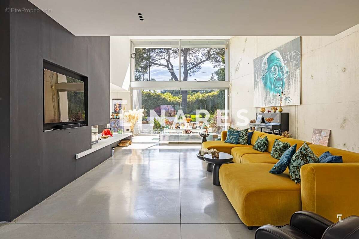 LA CONTEMPORAINE - Villa d’architecte de 529m2  - Vue Sainte-Victoire et prestations d’exception - 13100 - photo 9