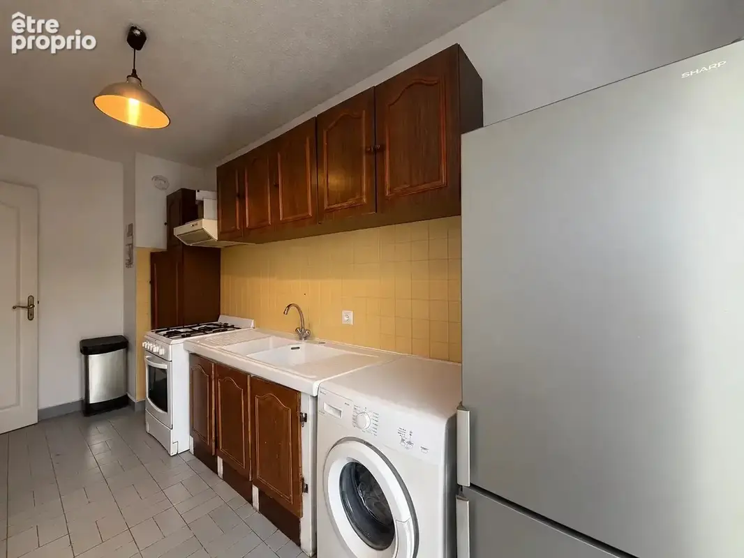 Deux pieces traversant avec terrasse et balcon - photo 6