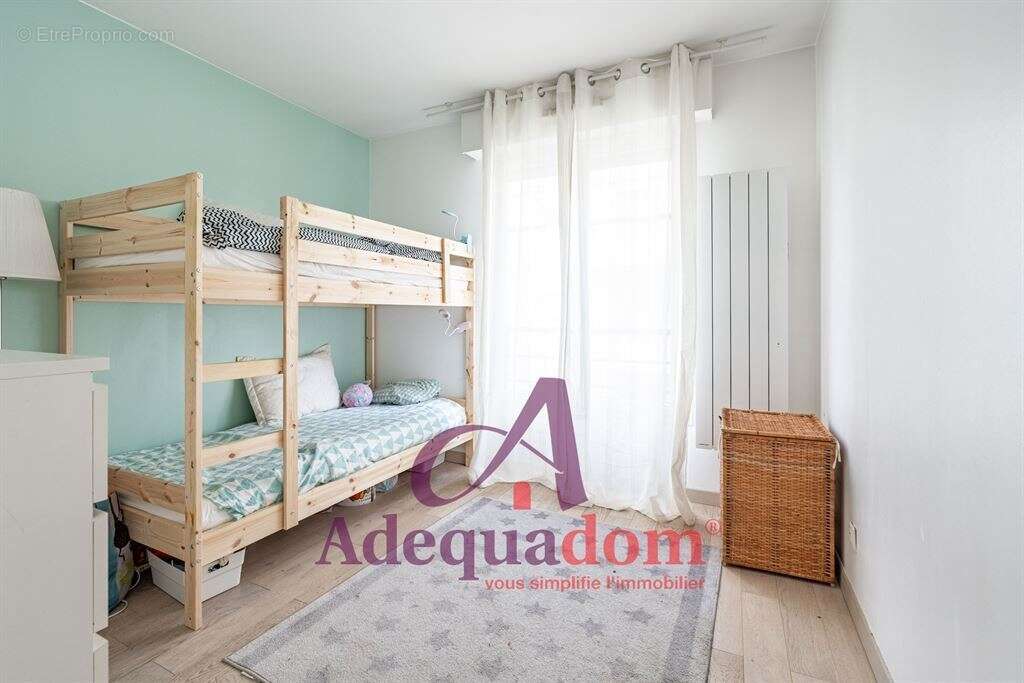 Appartement à BOIS-COLOMBES