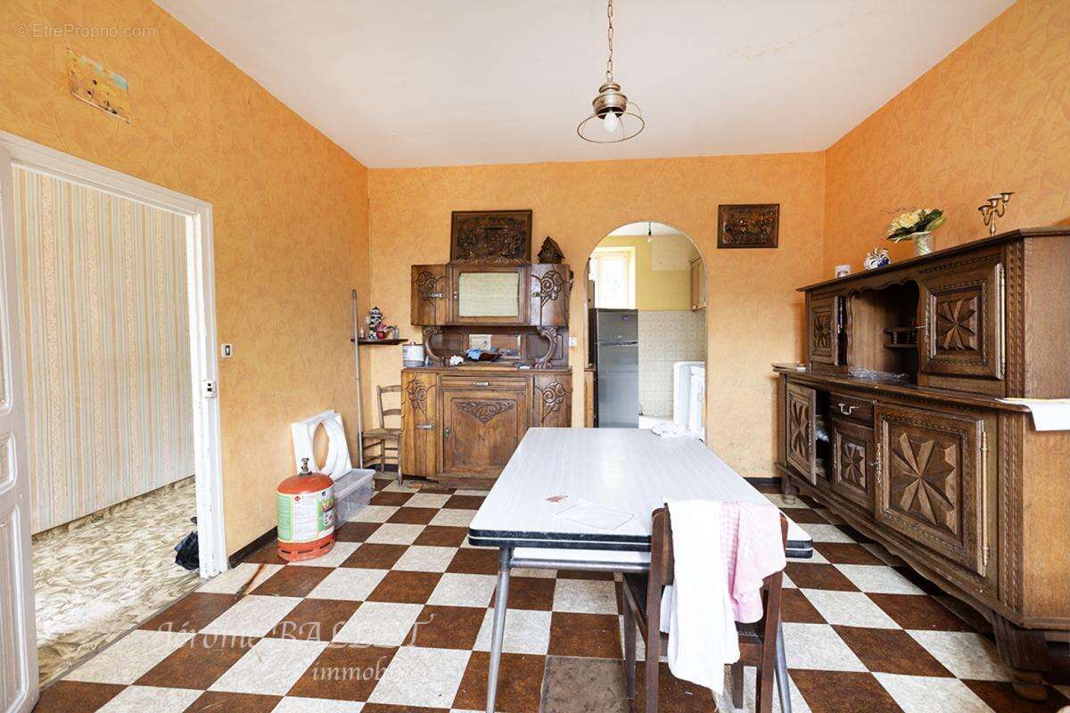 Maison 148 m² à Rieupeyroux  - photo 5
