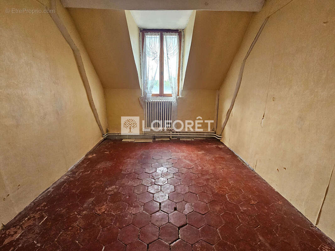Maison Bury 4 pièce(s) 75 m2 - photo 5