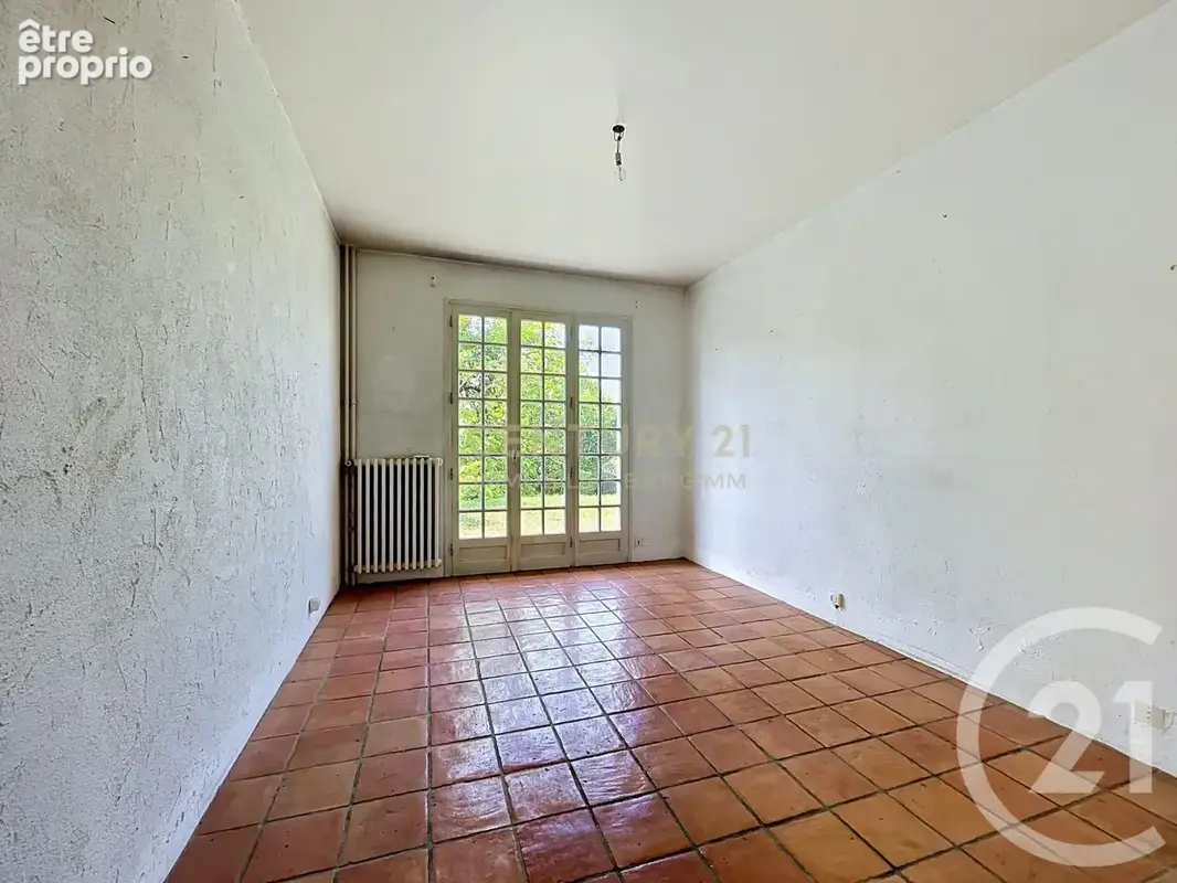 Maison 7 pièces 210 m² à vendre à Bourgoin-Jallieu (38300) - photo 10