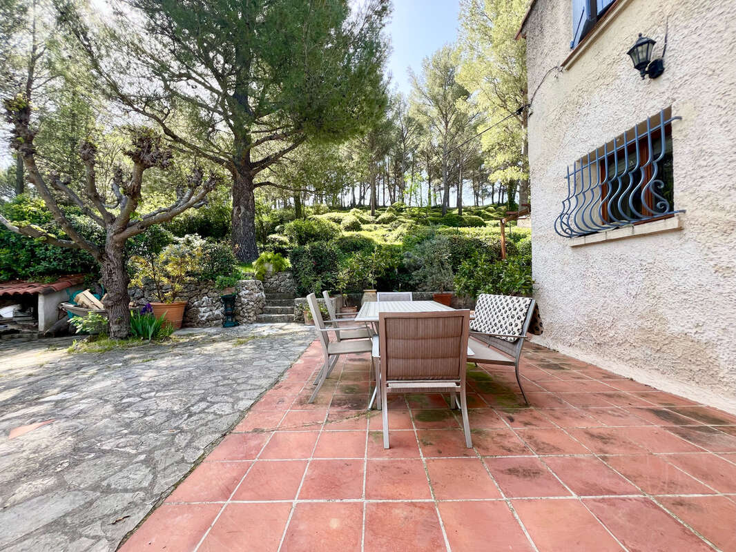 Maison à ROQUEVAIRE