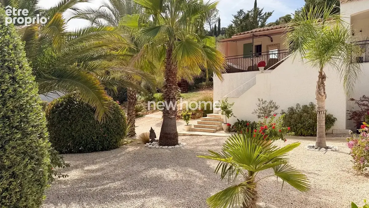 Maison provençale de charme 7 pieces avec piscine et t2 indépendant - photo 35