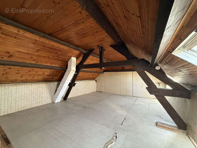 Chambly -ancien corps de ferme a rehabiliter plein centre-ville - photo 19