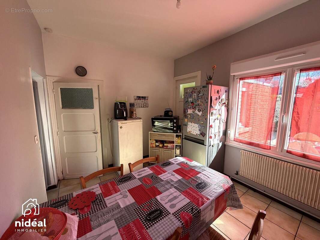Maison 97 m² à Maubeuge  - photo 5