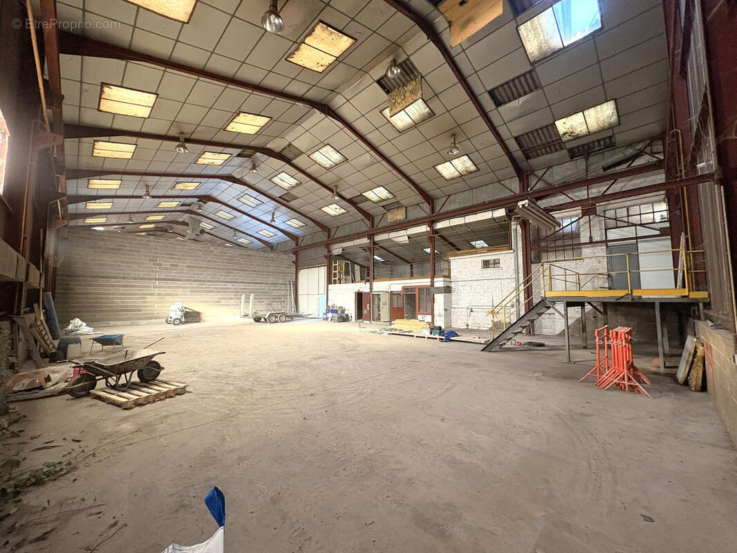 Commerce à CHATILLON-SUR-CHALARONNE