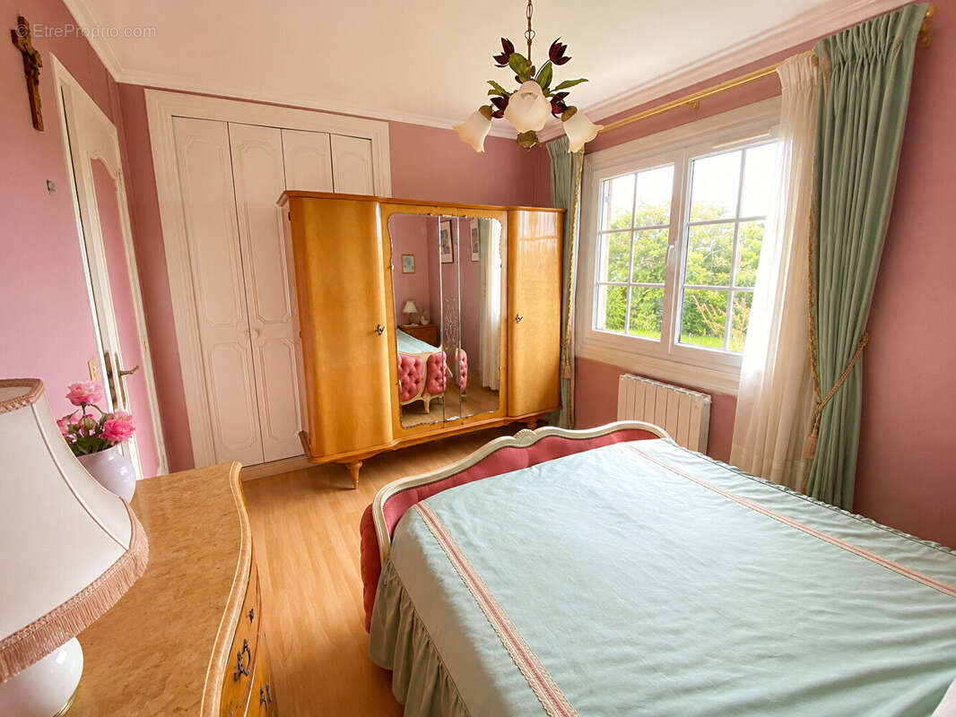 Bidart secteur erretegia maison de plain pied de 103m² , 4 pieces, sur un terrain de 995m² - photo 10