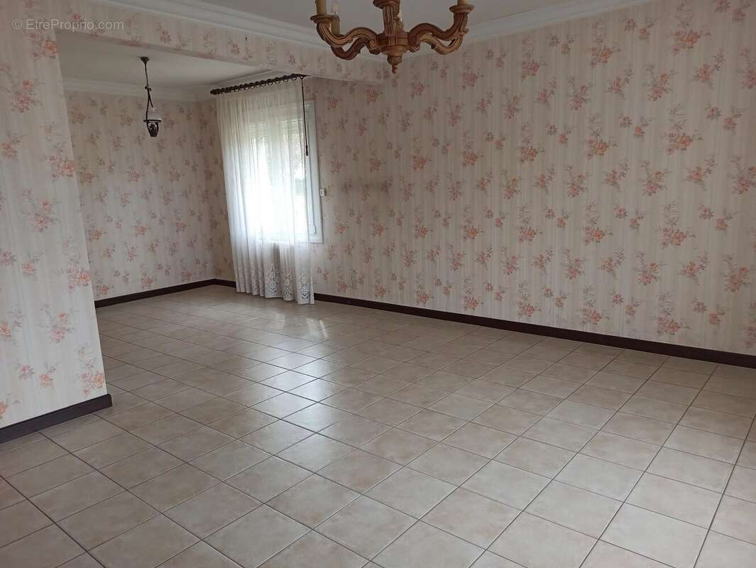 Maison à PLEUDIHEN-SUR-RANCE