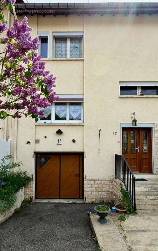 Maison à CHALIGNY