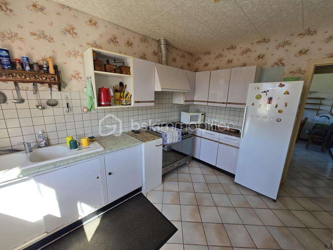 Joli Pavillon sur sous-sol de 120m² à La Machine - photo 3