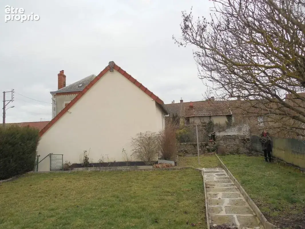 A vendre grande maison dans unique station thermale du Limousin - photo 4