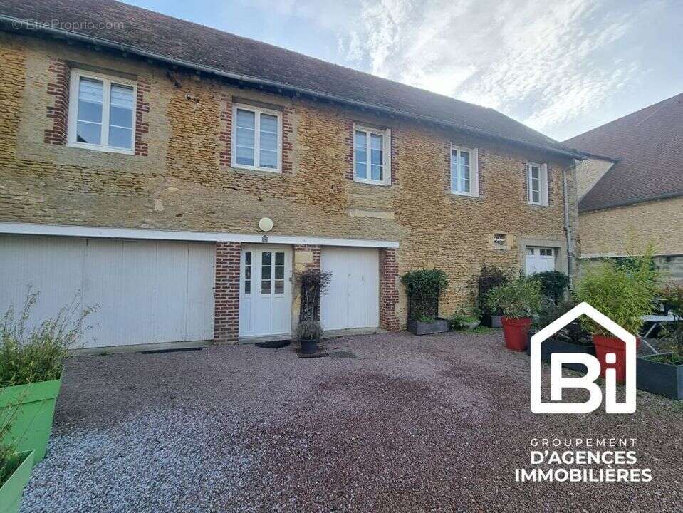 Maison à CAGNY