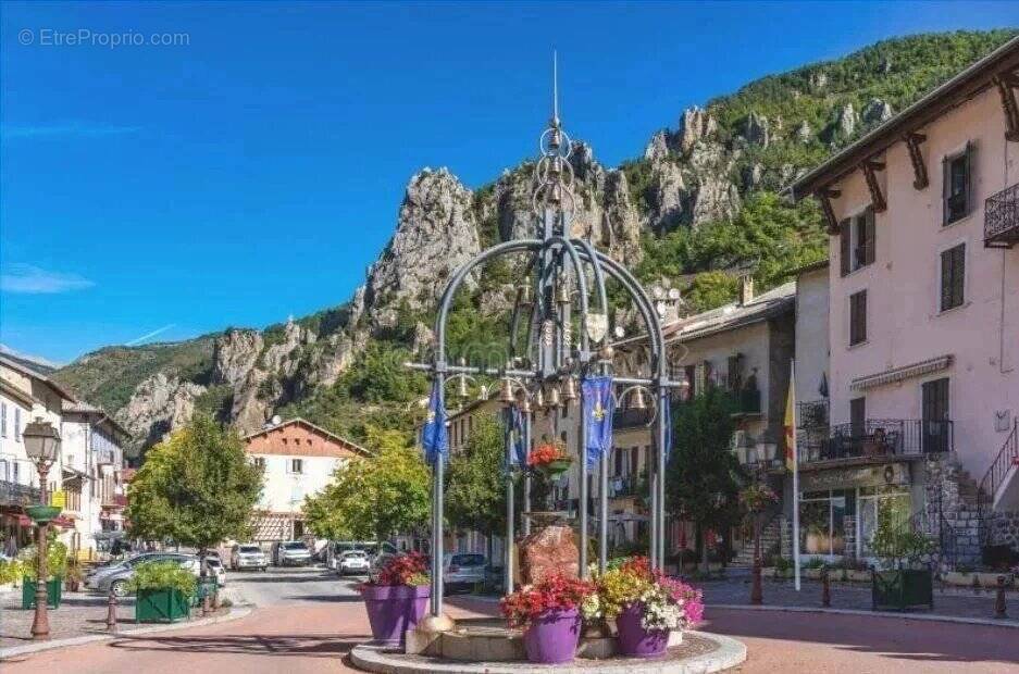 Terrain à GUILLAUMES