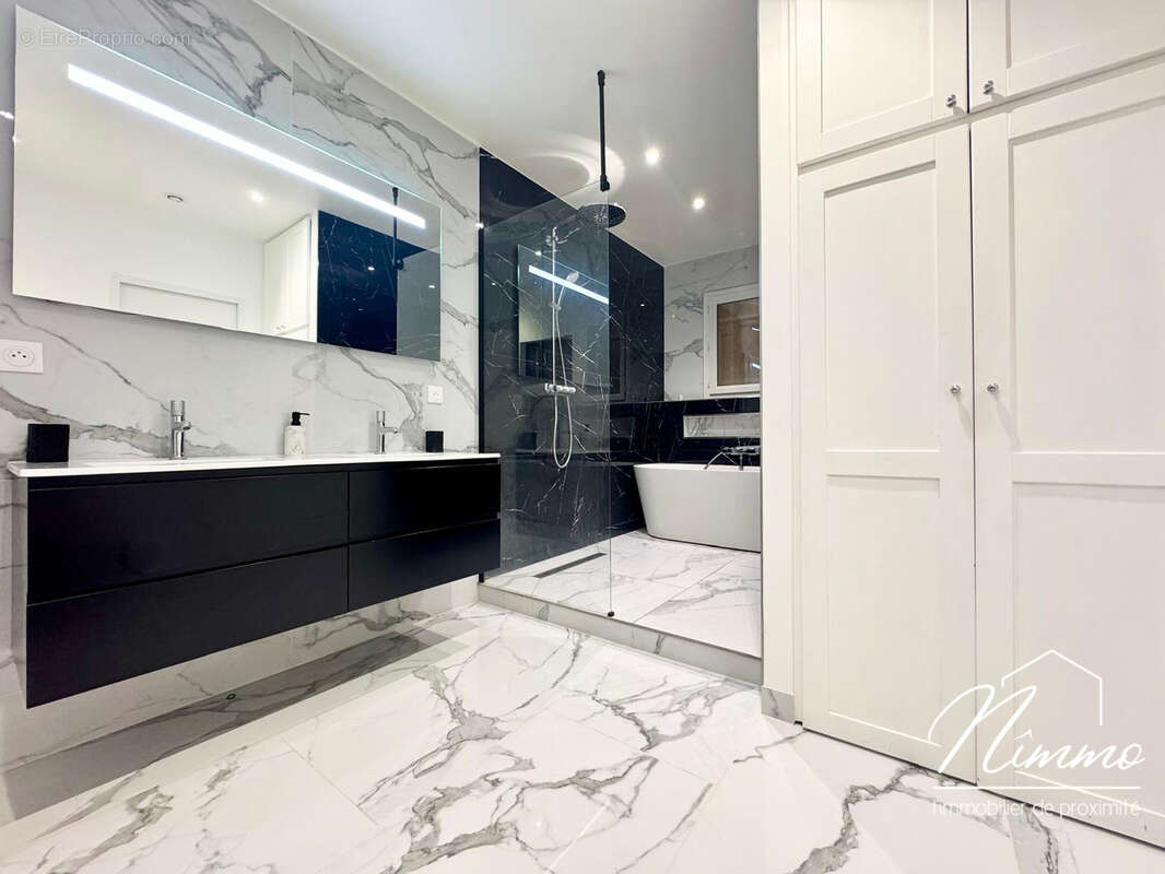 Nimes vacquerolles villa contemporaine de plain pied 140 m2 avec piscine pool house jardin de 593 m2 garages - photo 12