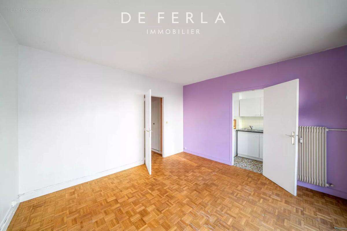 Appartement à PARIS-15E