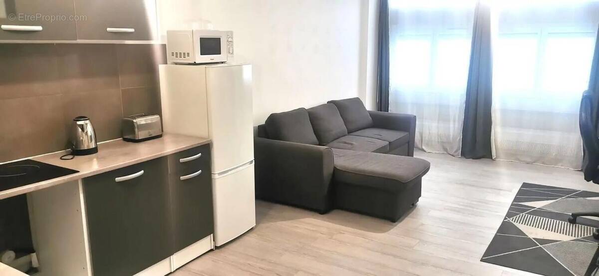 Appartement à PARIS-18E