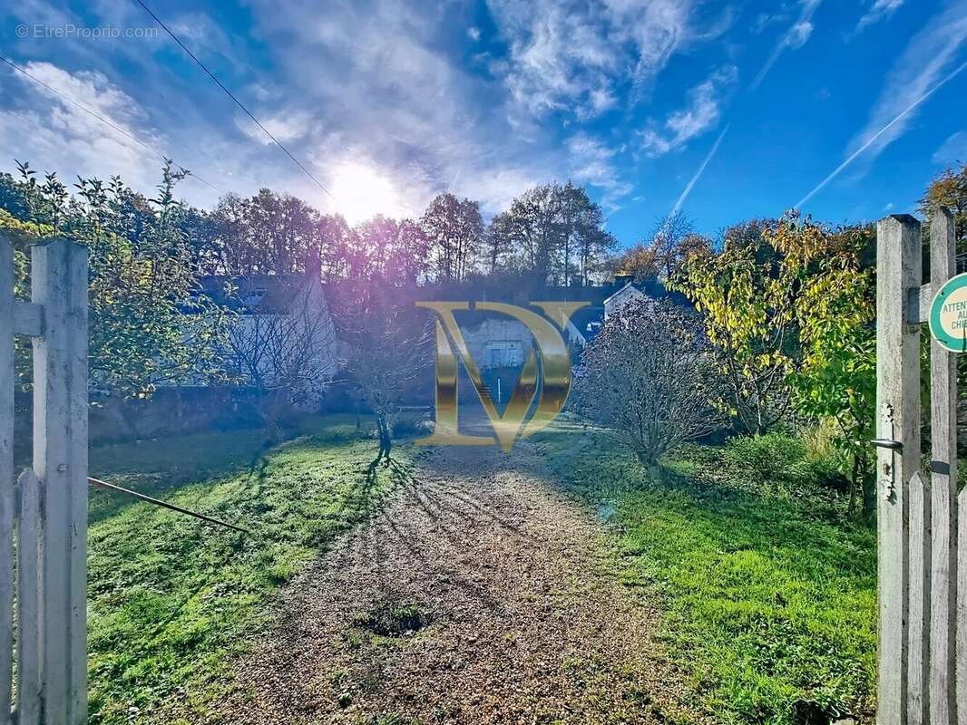 Maison à FAVEROLLES-SUR-CHER