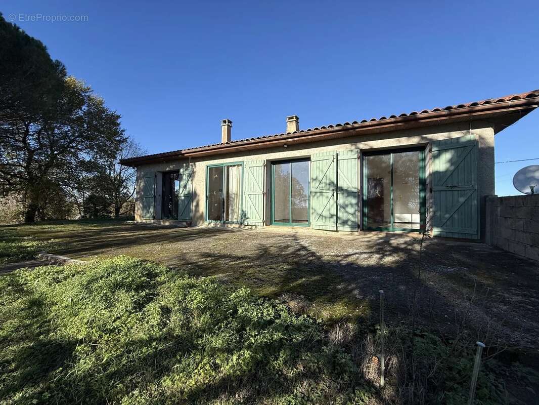 Maison à CASTELNAVET