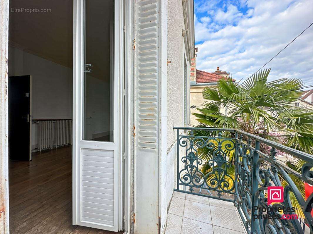 Maison à AVALLON