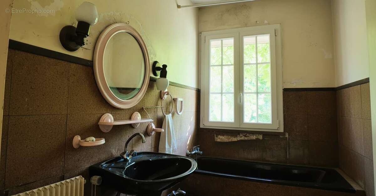 Maison à CLAIREFONTAINE-EN-YVELINES