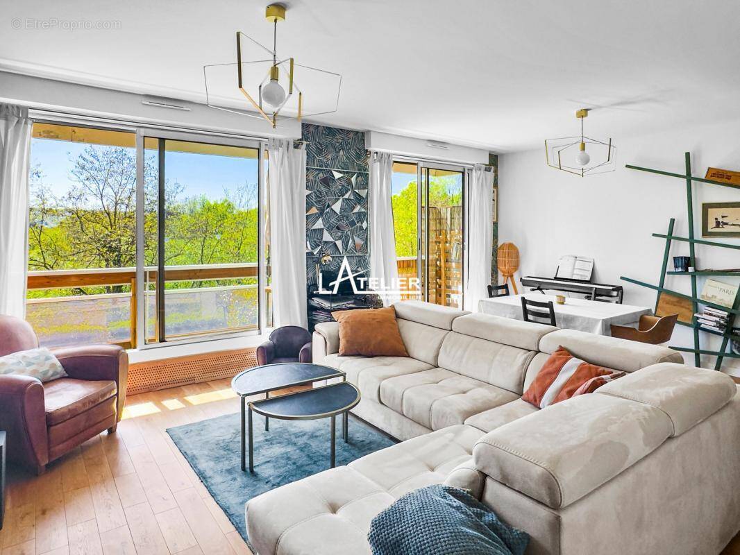 Appartement à MAREIL-MARLY