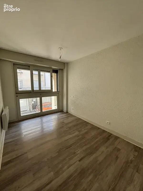 Appartement 4 pièces AURILLAC (15) avec terrasse et parking - photo 7