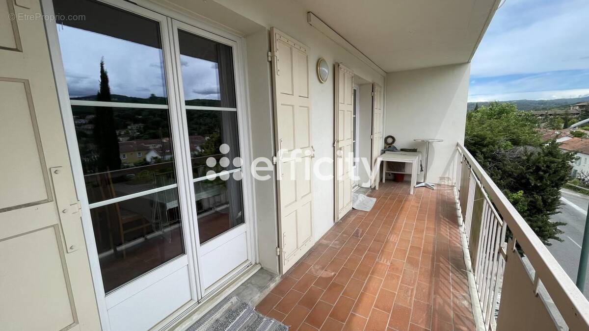 Appartement à APT