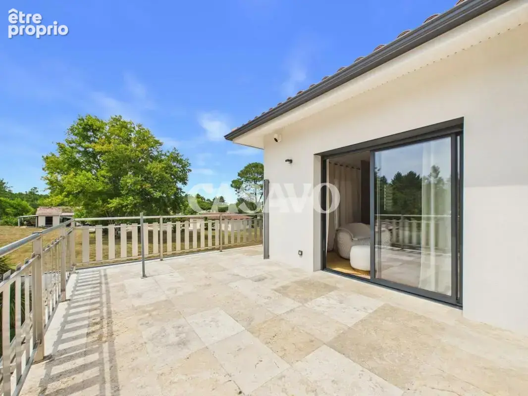 Vente Maison 11 pièces de 286m² - 33210 Coimères - photo 24