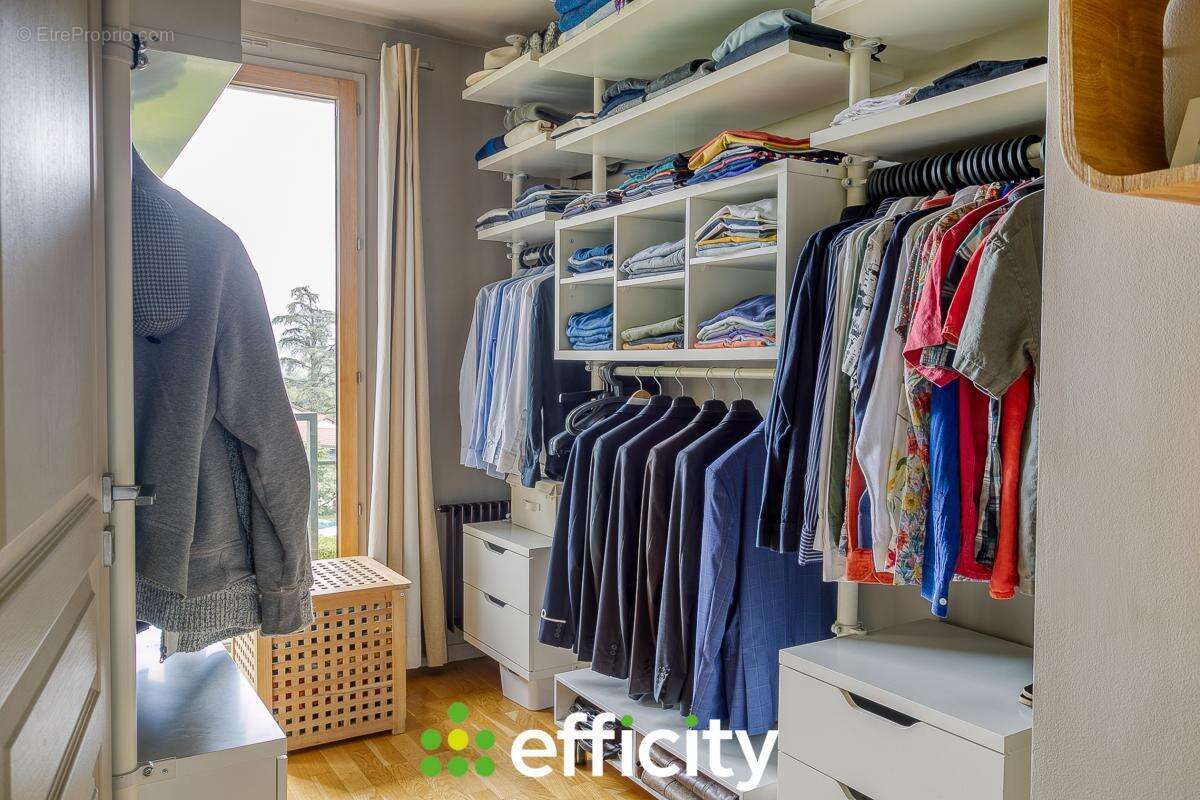 Appartement à DARDILLY