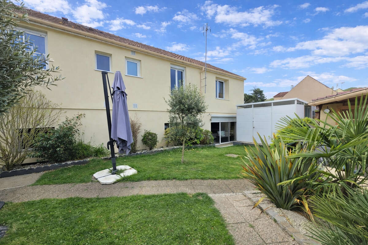 Maison à VIARMES