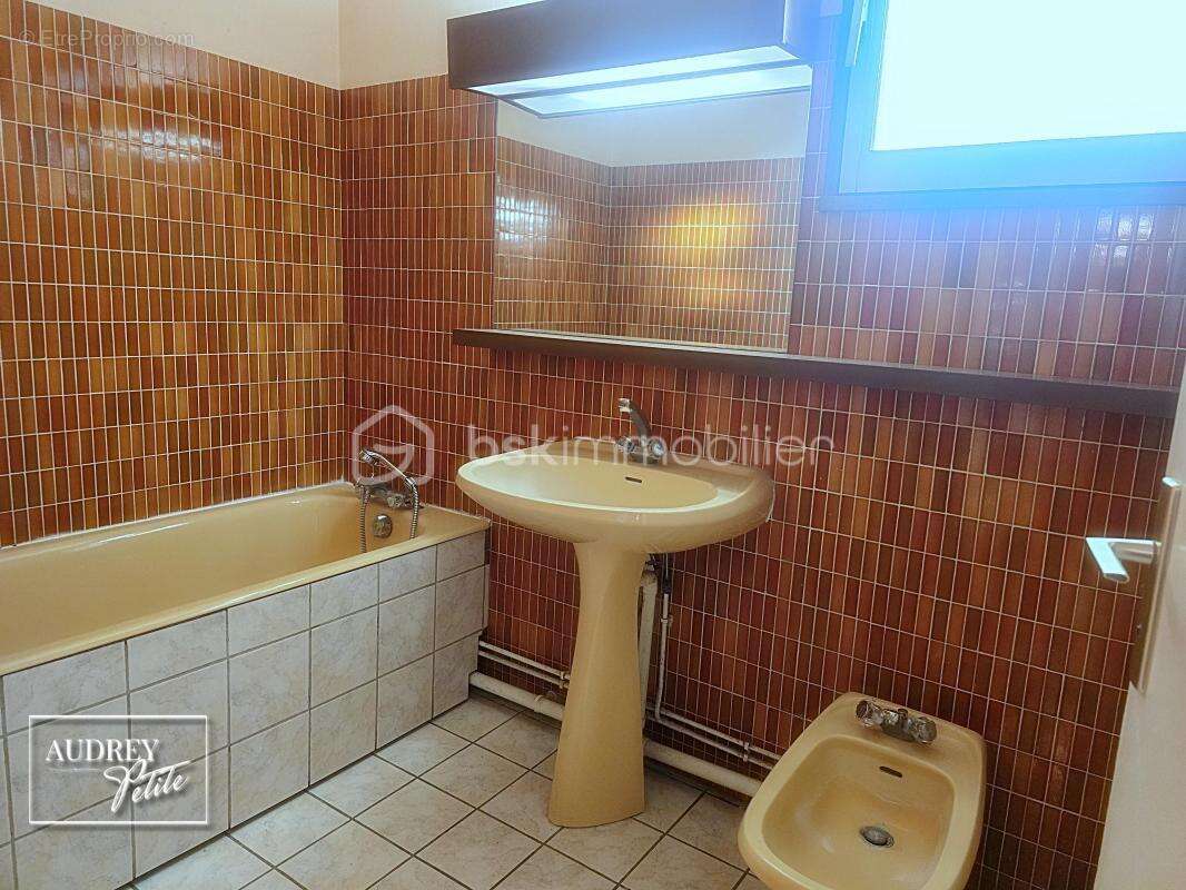 Appartement à MAISONS-ALFORT