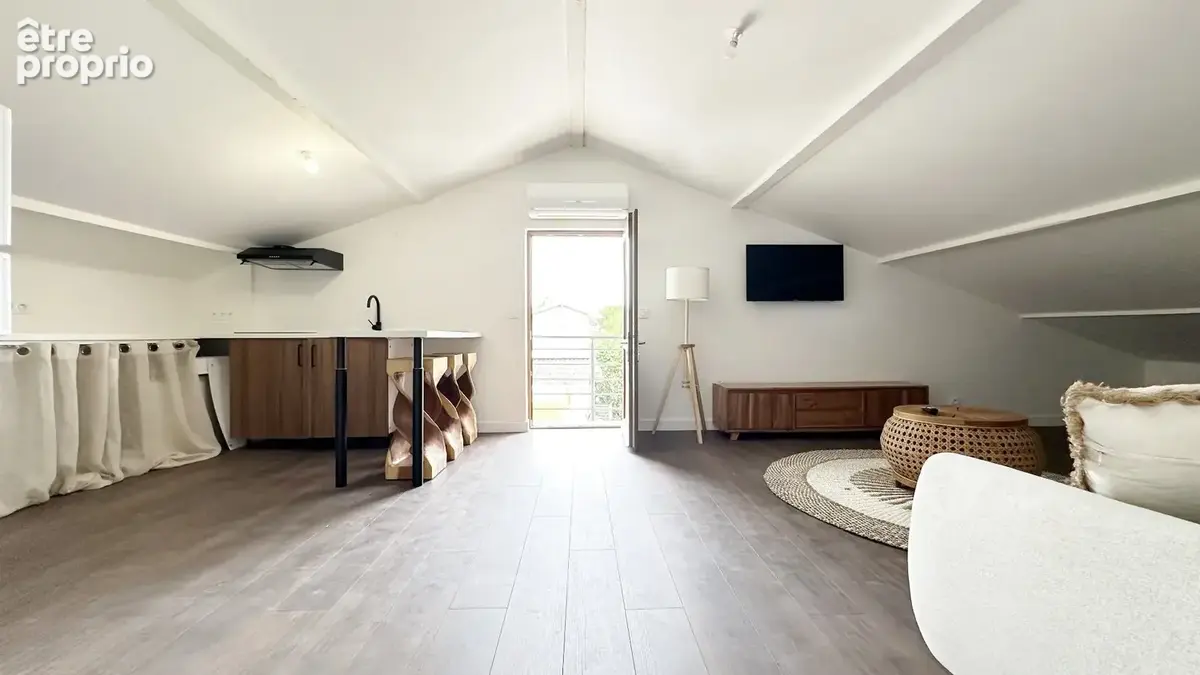 Villa balinaise rénovée proche du Bourg de type 6 pièces de 180 m2 avec piscine - photo 21