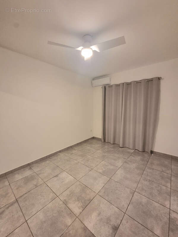 Maison à SAINTE-SUZANNE