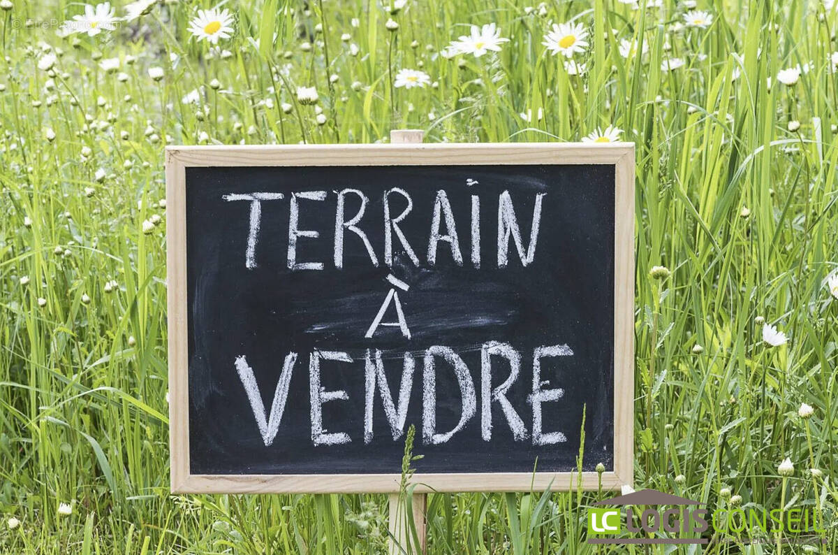 Terrain à LE PLESSIS-ROBINSON