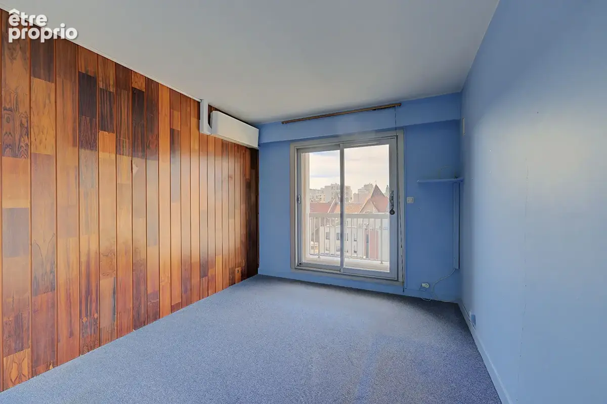 DERNIER ETAGE  Vue sur le Parc du Lycée MICHELET -- 4 PIECES - 3 Chambres,  double balcons,  cave et garage inclus. - photo 7