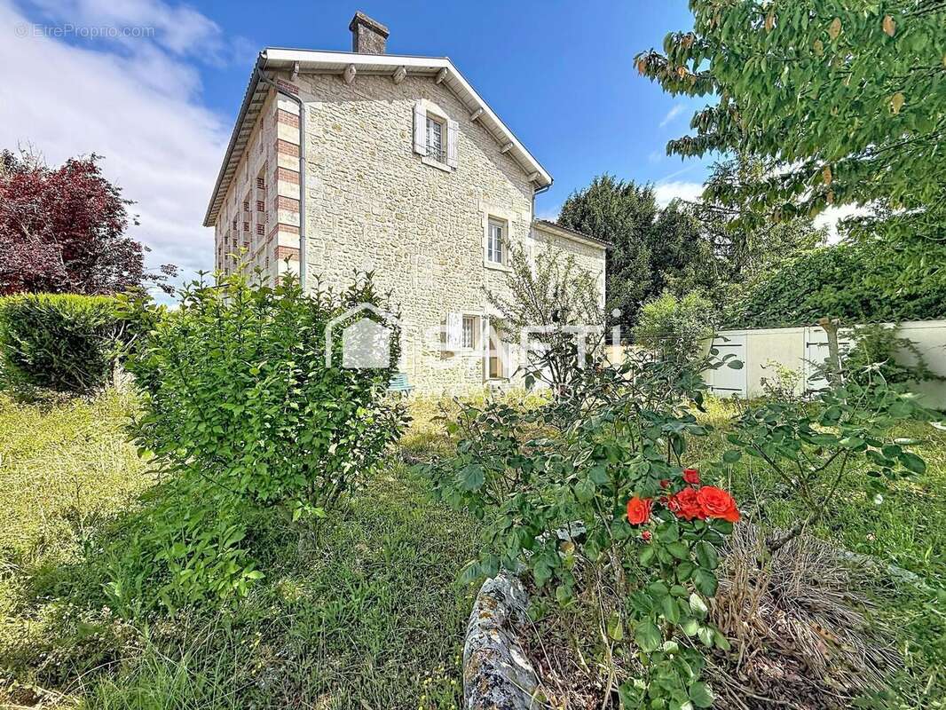 Photo 3 - Maison à CHATEAUNEUF-SUR-CHARENTE