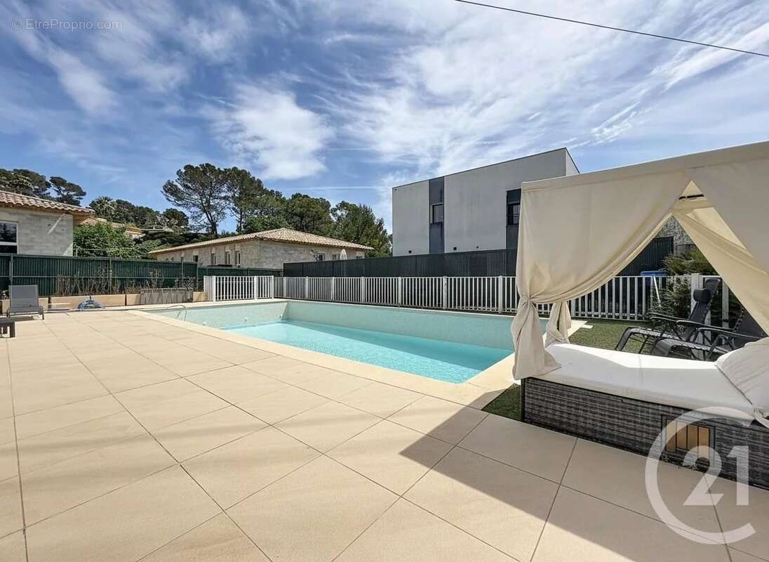 Appartement à MOUGINS
