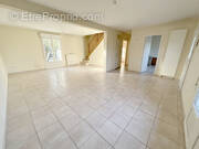 Maison à SAINT-JULIEN-LES-VILLAS