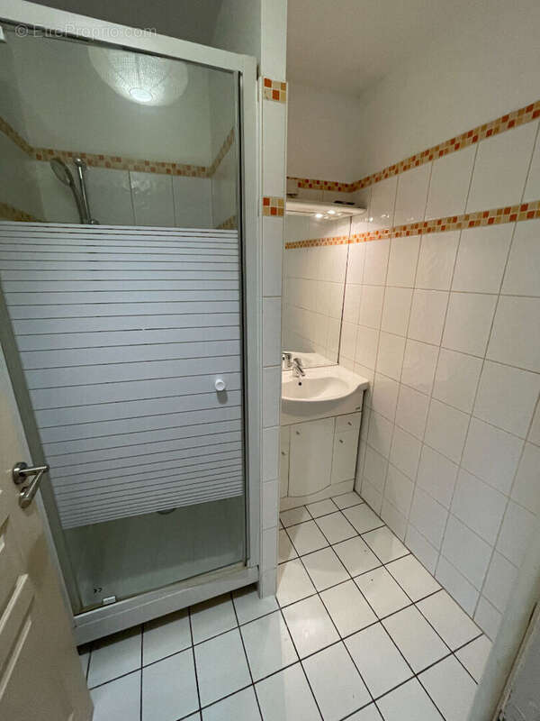Vieux lille - rue basse - t3 en residence - photo 4