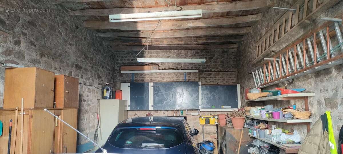 Maison à SAINT-BONNET-DE-JOUX